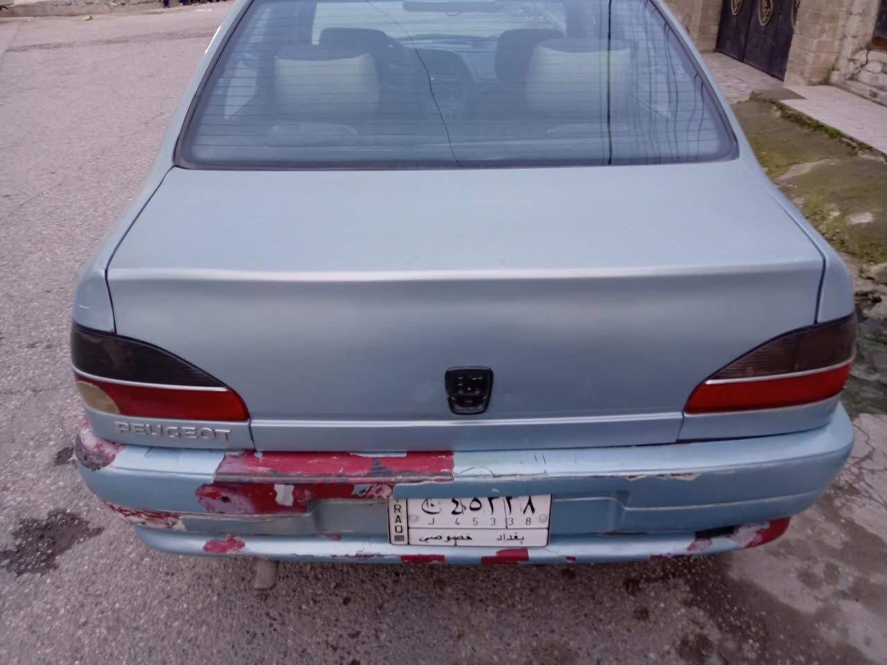 السلام عليكم بيجو 306 للبيع موديل 2001 السعر 40 ورقه أو بيها مجال بسيط العنوان موصل الايسر. 
الاتصال على الرقم...
***********.
أو بيه واتساب.
