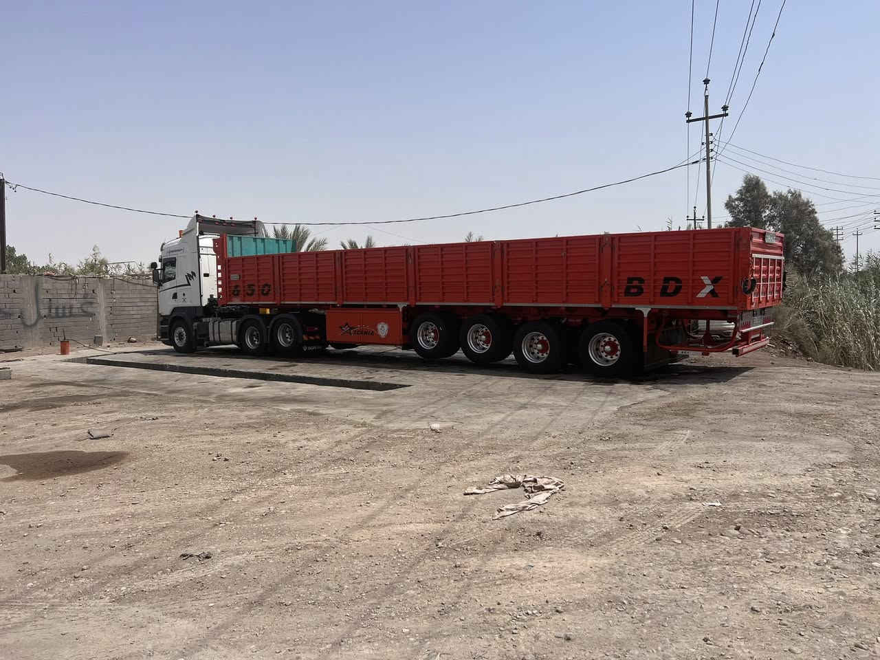 ‏سلام عليكم ￼
للبيع عربانة خالد 25￼ موديل￼
***********
