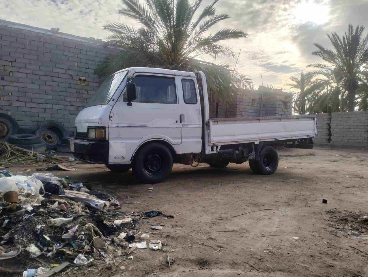 السلام عليكم كيه للبيع رقم الماني بصره تحويل مباشر 
السعر 27  مكاني ذي قار مكلف بالنشر هذا رقم صاحب السياره ***********
