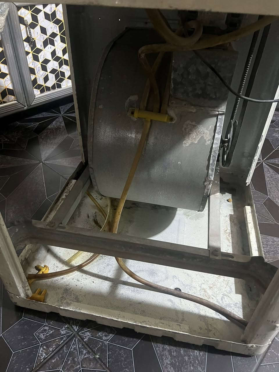 سلام عليكم مبرده نضيفه الونه حجمها 2ونص نضيف كدامكم غطاس جديده بعده بلكارتون حلفه جديده مكاني بغداد الشعله قرب محطه الجيازنه 
سعرها 100


**إذا كنت صاحب هذا الإعلان وتريد حذفه لأي سبب، رجاءا أرسل رسالة إلى الدعم الفني**