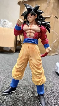 مجسم • سون غوكو • سوبر سايان ٤