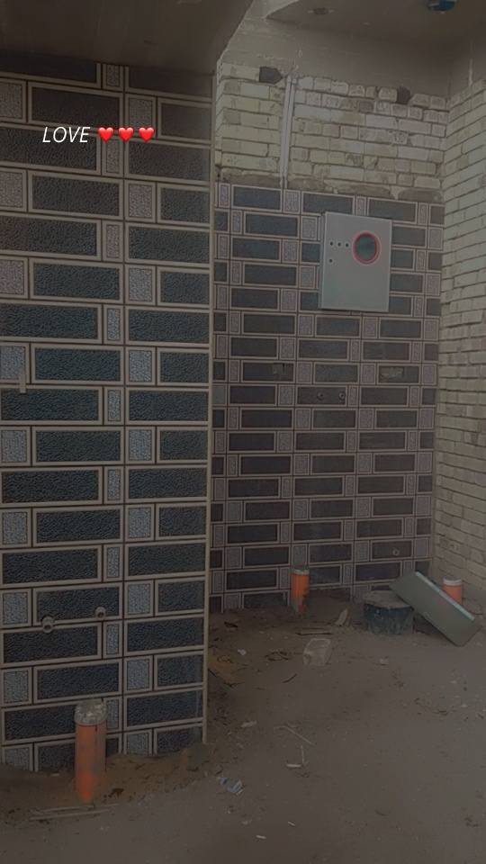 خلفه سراميك حاليا متفرغ شغل قرصات ليزر شغل تتريس عراقي هذا جزء من شغلي كدامك هذا رقمي *********** خابر وتدلل
