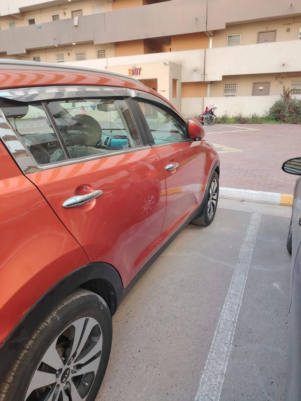 سلام عليكم سبورتج 2014مكفوله كفاله عامه 
باسمي العنوان بغداد بسمابه ***********
