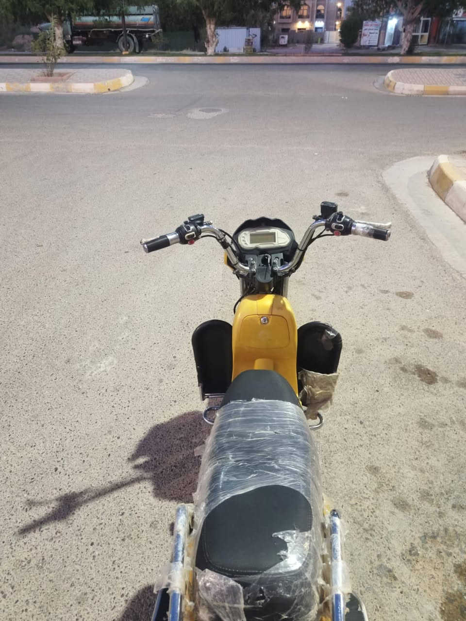 دراجه شحن هارلي للبيع مابيه اي نقص شغال كلشي وبطاريات نضاف ونضافة كشره شوفت عينك سعر475 وبي مجال الي يحب يتفضل خاص او يتصل ع رقم ***********

