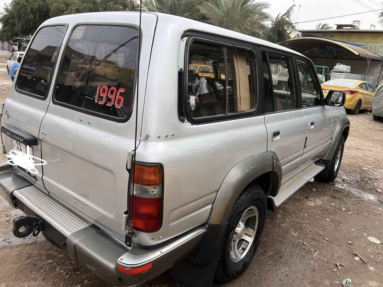 ياالله لاندكروز 96 محرك 4500 بخاخ كير اوتماتيك بلاد تبريد٣ قطع موسم الصيف سويتة باتري جديد تايرات جديد السيارة معمرة تعمير كامل درجة اولة لا حادث ولاكلبة رقم مكليزي بسمي السعر 100وبيجال رقم ***********
