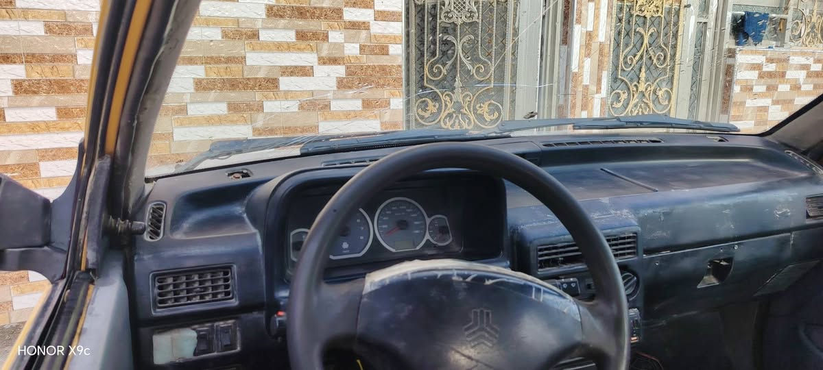 سلام عليكم سايبه للبيع موديل 2011 كير جديد مكينه تبخر حداديه تخم تاير شواصي جدد السعر10  وبيها مجال للطيبين مكان ***********
***********
مكان كربلاء
