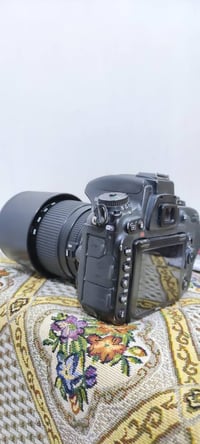 نيكون 750 • عدسة 70/300 • نظافة ٩٩٪