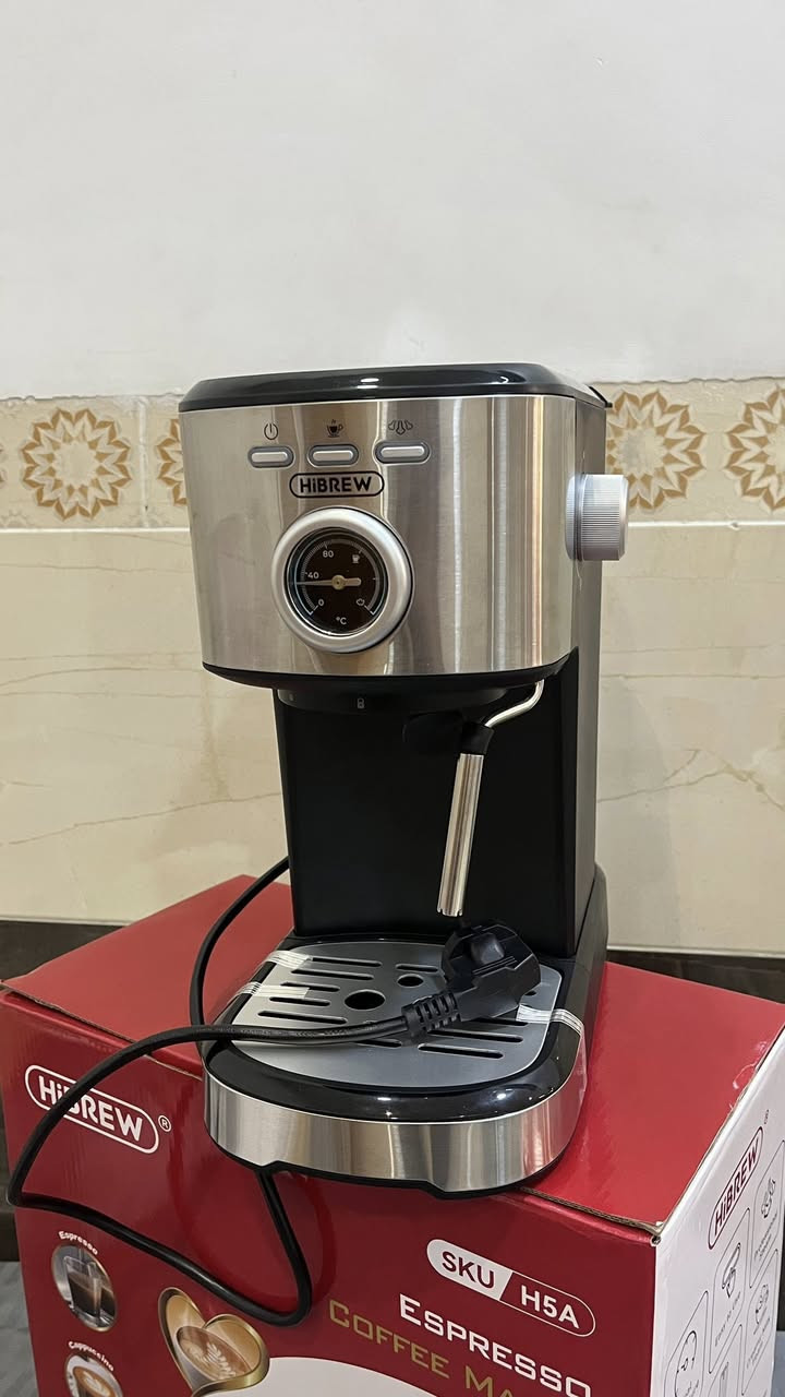 متوفر 
مكينة HiBREW H5A جديدة مع كامل الملحقات
للمهتمين السعر خاص 🌹


**إذا كنت صاحب هذا الإعلان وتريد حذفه لأي سبب، رجاءا أرسل رسالة إلى الدعم الفني**