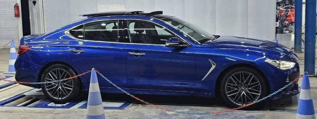جنسس g 70 2019 فول مواصفات
رقم بصرة شرط التحويل
ماشيه 120 الف كيلو حقيقي 

💎 ســعــر ✅ ::  الــرد تلقائي 📮

محرك 2000 تيربو 
كير ومحرك كفالة
رادار امامي صندوق كهرباء 
كشنات تدفئه تبريد مصابيح اماميه ليد 
مري شفط فتحه سقف 
شفتات تحكمات ستيرن
ستيرن كهربائي كامرة خلفيه 
حساسات اماميه خلفيه
شاشه اماميه كشنات كهربائيه
مستشعر وقوف تحديد مسار 
مثبت سرعة
وبعد هواي بيهه مواصفات 

مكان السيارة: بغداد
رقم صـــاحب سيارة: *********** واتساب

لعرض سيارتك على الصفحة بنفس الطريقة راسلنا
