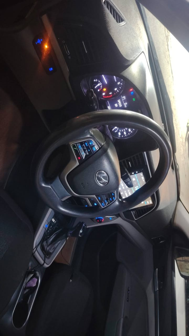 السلام عليكم النترا موديل 2018 وارد امريكي صور الحادث بالمنشور رقم انجليزي مصفره هيئه وغرامات سياره مكفوله فقط بالعراق جاملق خلفي جاهزه مكينه كير تبريد تخم تاير منضومه غاز مكان بغداد سعر115 هاتف ***********
