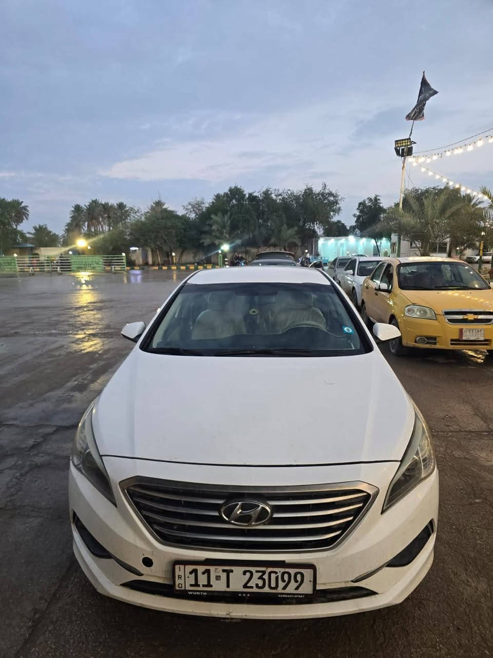 سلام عليكم  سوناتا 2016 ابيض
مواصفات
نص فول
تحكمات ستيرن
شاشه كبيره
كامره دواره
ويل كب سبورت
مكينه 2400
كاشف عطال
نظام ايكو وسبورت
سياره جاهزه من كلشي
ظرر السياره اسفل قبق الجنطه  بدون دواخل جميع الايرباكات سليمه 
سياره بدون نقص
مكان السياره : الديوانية غماس 
بشرط تحويل ثاني يوم 
السعر 118 وبيه مجال بسيط
رقم الهاتف***********
