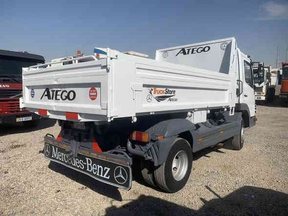 اتيكو دمعة محرك 4 سلندر 6 برغي حجم 818 نظيفة وجاهزة مصبوغة حزام بدون ضربة او تعديل او معجون كان بيها خط ازرق وانمسح سيارة مكفولة كفالة عامة لا صرف ولا بخار وشاصي بشرط وسنوية جديدة لحد 2028

موديل / 2005

سعره / 185$

اوقات الاتصال من ساعة 9:00 صباحاً حتى ساعة 8:00 مساءاً

***********

***********

***********

عنوان / كركوك معارض شارع المطار مقابل جسر واحد حزيران

معرض الرافدين المركزي للسيارات الثقيلة
