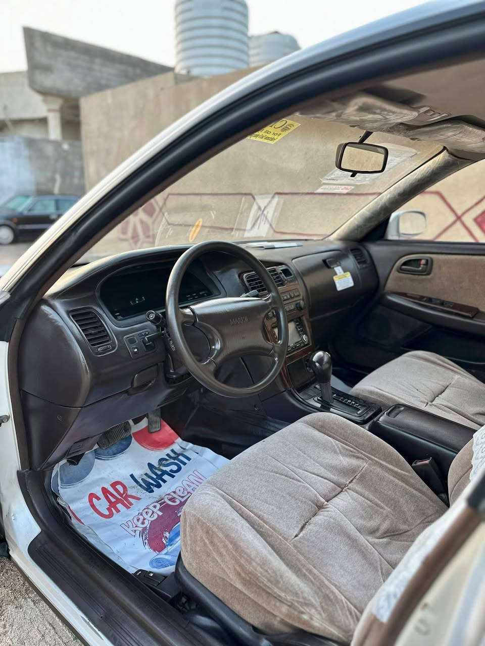 سلام عليكم مارك نفخ لون لولوي مكفوله من الكص والنقل جثه والضربه والعيب شرعي بيهه مكانات صبغ فقط سياره حيل جديده رقم بصره سنويه مجدد ال(30) هزه ورقم الجديد تحويل ثاني مكينه ونجي الناعم وكير وحدادايه كله ميه بل ميه تخم تاير جديد تبريد شغال سياره جديده ومانقصهه اي شي تجي وتشوف بعينك واحله من الصور الله شاهد مضبطه من طول الطول السعر(80) وبيعه مجال قليل المكان البصره الرقم الهاتف(***********)واتساب فقط
الهاتف ***********
