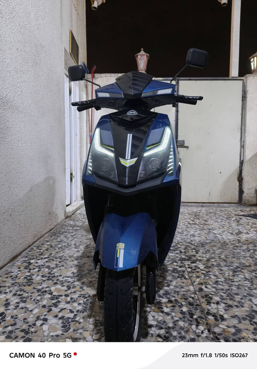 سلام عيكم دراجة شحن GT9 الشكل الجديد/ 6 بطاريات/ ملف 2000/ سرعة 80حقيقي/ مثبت سرعة/ شاشة ديجيتال/ نظام تشغيل بصمة/ وتشغيل عن بعد/ مقعد الدراجة نفخ/ لايت أمامي الشكل الجديد/ إشارة أمامية لد/ إشارة خلفية لد/ بك لايت لد/ سعر الدراجة 900 وبيهة مجال بسيط/ العنوان البصرة الكزيزة/ لتواصل ***********
