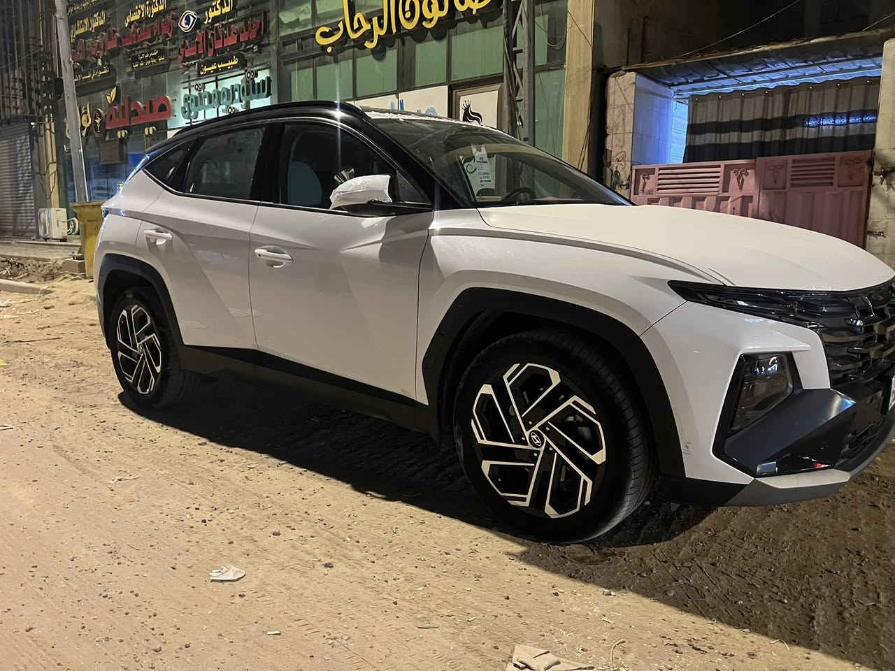 السلام عليكم للبيع توسان توكلر موديل ٢٠٢٥ رقم بغداد السياره كفاله عامه عدا شخط بسيط مقدار إصبع او اقل السياره جديده وأحلى من الصور ومواصفات التوكلر معروفه 
مكان السياره بابل/المركز للاستفسار ***********
السعر ٢١٧وبيه مجا
