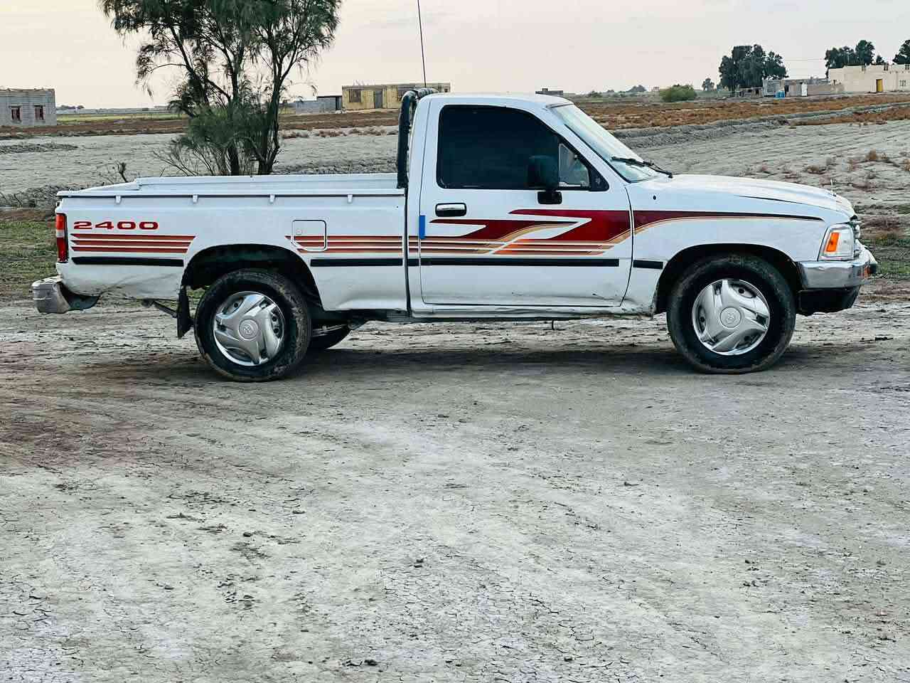 سلام عليكم للبيع تيوته مديل 90 
محرك كروسيده جديد كير شرط 
شاصي مكفول  
 رقم نبار مشروع وطني 
  بسمي شرط التحويل ثاني يوم 
صبق حزام جماليه فقط 
 سنويه جديده تخم تاير كهربايات شقاله سياره مال جناي جاهزه 
مكاني سماوى قضاء الخضر  
سعر 30 وبيها مجال 
تصل *********** 
بيع او مراوس بيكم فقط
مكلف بنشر
