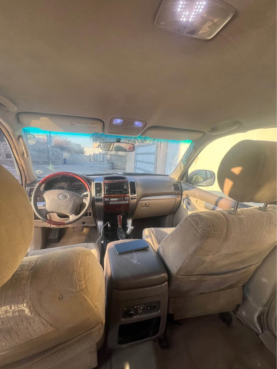 ***********برادؤمويل2007سبي صدفي گير تؤماتيك سياركةحيزام بؤياغةليدراني هةية سقفي بي بؤياغةگير ميكنة دبل اكسل تبريد هةمووي باشةرت سعر١٠٥كةميك ماجال أربيل, العراق
