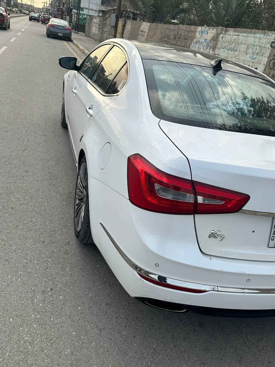 السلام عليكم
موجوده كادنزا للبيع موديل ١٥ وارد كوري خط واحد لون ابيض فول vip بيها جاملغ ايمن صبغ ودعاميه اماميه فقط العنوان بغداد البياع شارع عشرين السعر خاص ***********للتواصل والاستفستار
