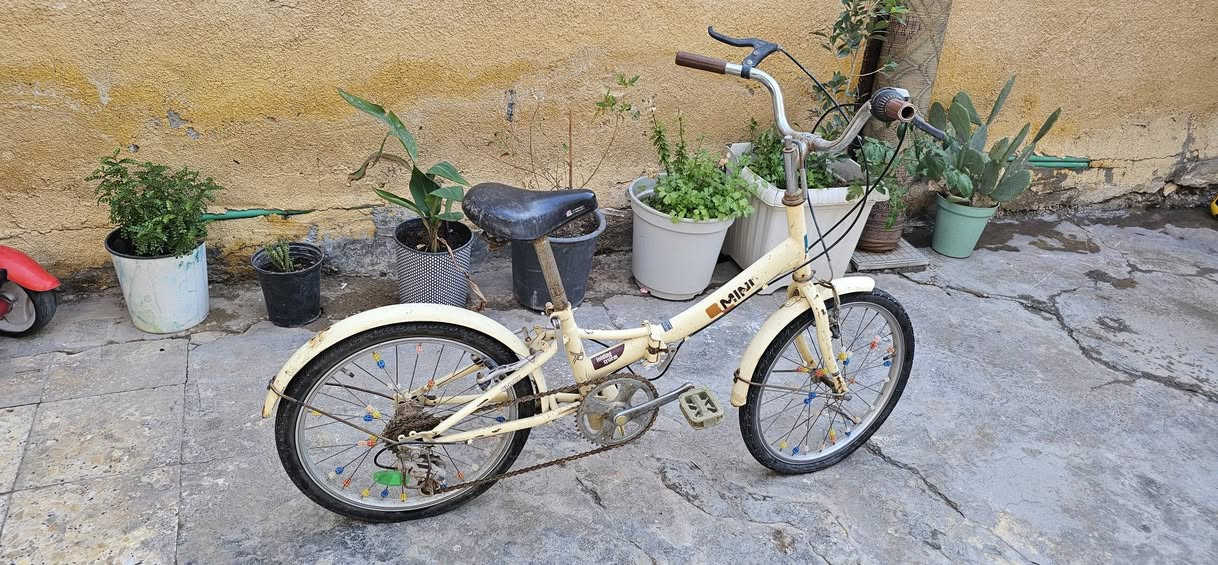 السلام عليكم
متاح بايسكل ياباني نظيف ومرتب 
سعر ٥٠ 
مكانه كوت حي الجهاد


**إذا كنت صاحب هذا الإعلان وتريد حذفه لأي سبب، رجاءا أرسل رسالة إلى الدعم الفني**