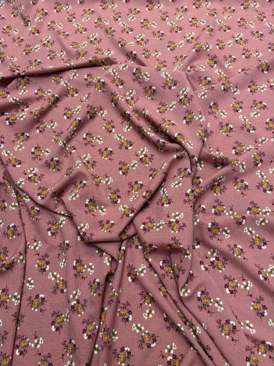 كريشة قطن 🧶 الأصلي 
خامة درجة 🥇🎖️ 
سعر 3500
توصيل موجود كل محافظات 
عنوان حله سوك مسكف من جهه جبل محل سيد لأقمشة #بابل للحجز واتساب 
***********
