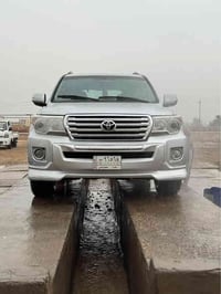 لاندكروز • ٢٠٠٩ • رقم بغداد