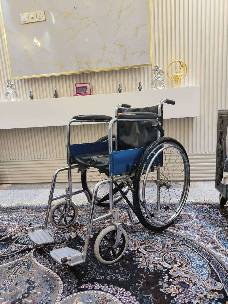 عربانه جديده الاصليه كلش قوي و نضيفه حيل مابيه نقص سعره 75 ألف وبيه مجال للشراي المكان كربلاء الاستفسار *********** كربلاء, العراق
