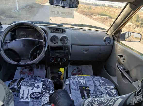 سايبا للبيع موديل 2013 مكينه كير مكفولات تخم تاير مصفره هيئه وغرامات سنويه الغايه 2027 بغداد تقاطع النهروان 
السعر (26 ) / ***********
