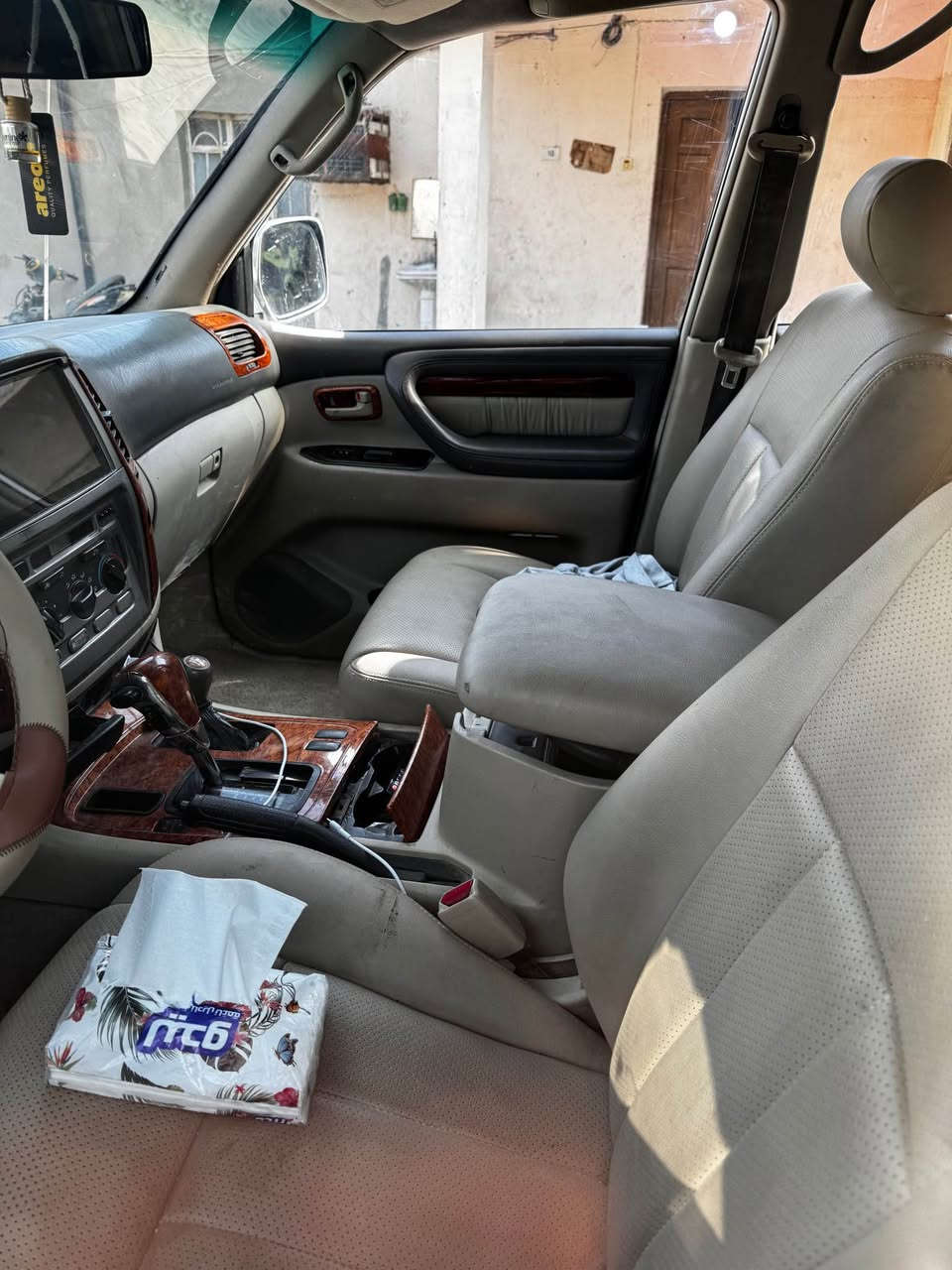 مونيكة 2001 محدثة 2007 تحديث جديد بيهة جفية صفحة قبل التحديث ومعديلنهة ع البارد 
كير ومحرك كفاله العنوان البصرة السعر 155 بيهة مجال *********** Singapore
