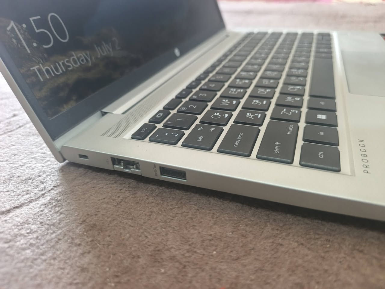 لابتوب HP PROBOOK 445 G9
اللابتوب الرائع من HP  ذو الاداء العالي
🌀🌀🌀🌀🌀🌀🌀🌀🌀🌀🌀🌀
السعر 350 الف دينار 
المواصفات : 
💧حجم شاشة 14.0 fhd
💧معالج رايزن فايف 5250 AMD RYZYN 5
💧 رام 8 كيكا DDR4  قابل للتطوير 
💧 هارد  SSD-256GB  قابل للتطوير 
💧 كرت شاشه AMD مدمج بالمعالج 
💧باتري ليثيوم 
💧 كيبورد  عربي انكليزي بأرقام جانبية 
💧ويندوز  10

............................................
ملاحظة :
- حالة اللابتوب مستعمل نظيف جدا 90% نظافة او اكثر 
الملحقات :
- شاحن 
- حقيبة 
- ماوس 
........................................

رقم التواصل : ***********
