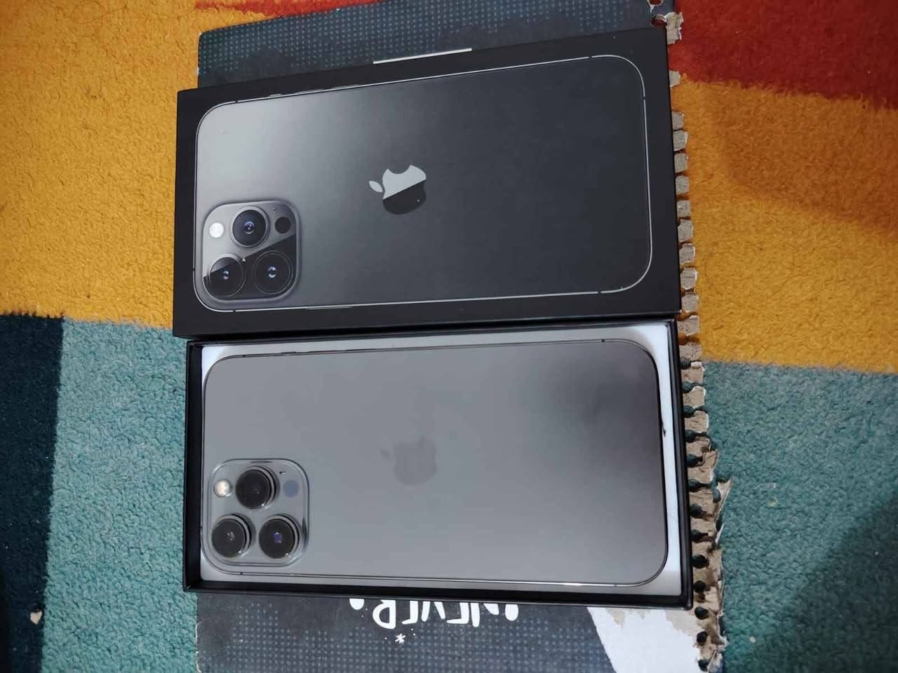 سلام عليكم أيفون 13 برو ماكس ￼ اللون مميز البحري ذاكرة 256 بطارية 89 بلادية الجهاز كله بلادي بحالة الوكالة فقط مبدل ضهر اصلي بل ليزر كفالة عامة  الفحص وين ما يعجبك كفالة عامة نظافة 100% 100 في الجهاز الجديد معنى كلمة ملحقات المكان الناصرية المركز***********
السعر 800وبي مجال قليل ناصرية, ذي قار
