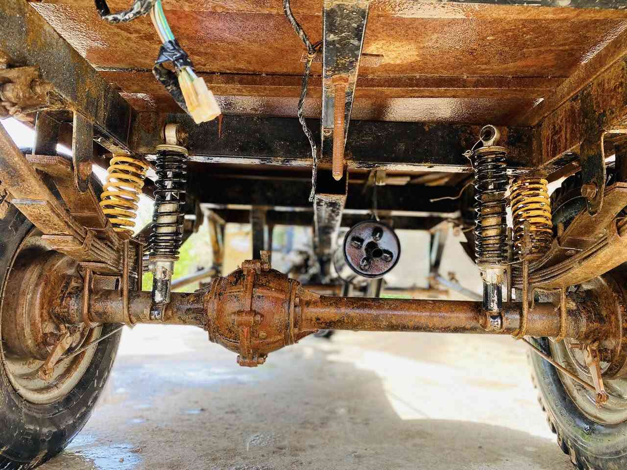 السلام عليكم ستوته للبيع أم تي آر موديل ١٨ أوراق اصولي نكره سلف السعر ٧٠٠ وبيه مجال رقم الهاتف ***********
