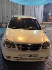 سلام وعليكم اوبترا 12 للبيع ماشه 160 بيه قطعتين صبغ+قبق صندوك تبديل   ...