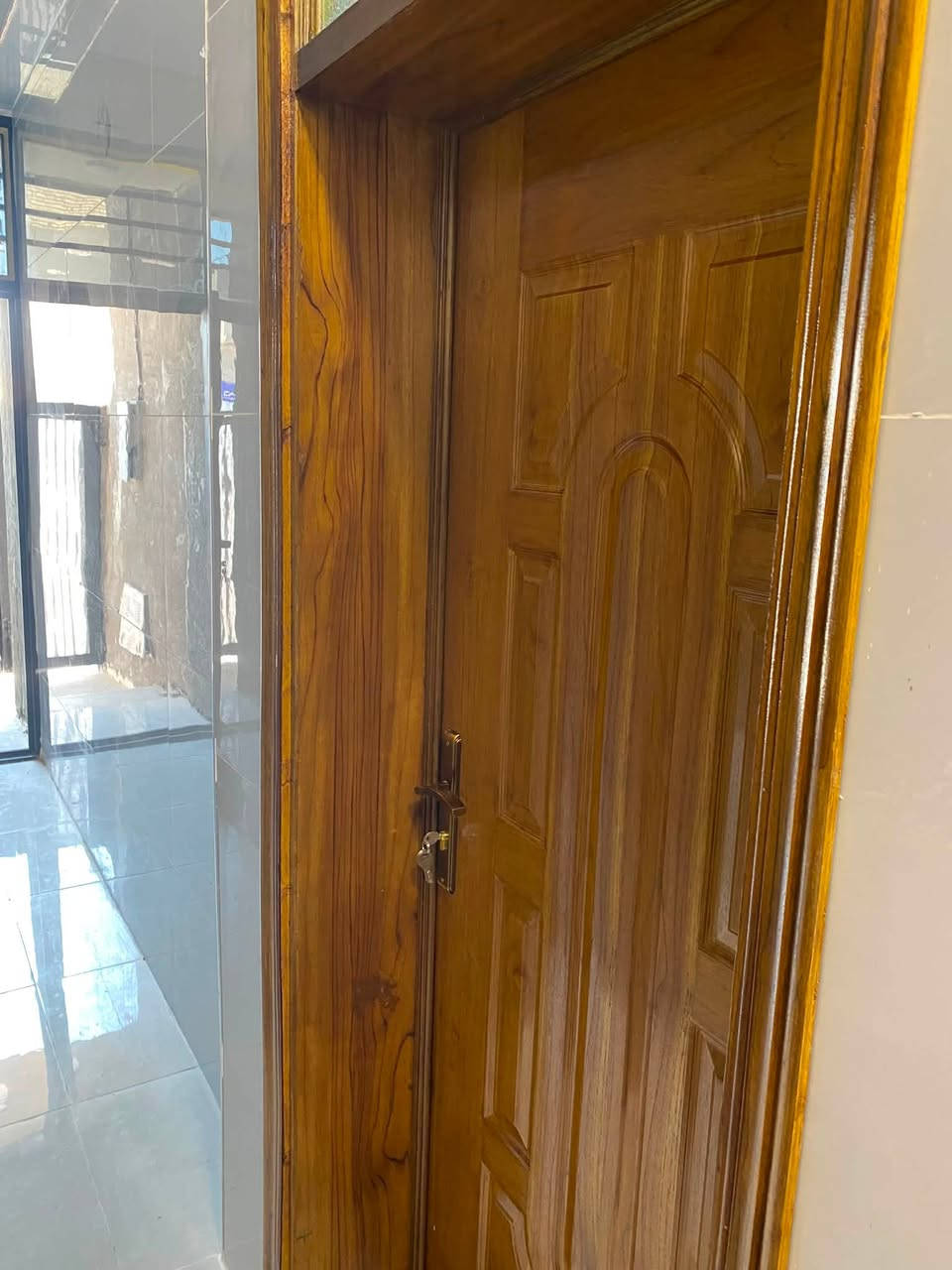 مستعدون لعمل كافة أنواع الأبواب والشبابيك وغرف النوم والمحجرات ذات جوده عاليه وباسعار تنافسية للاستفسار 
 
***********
