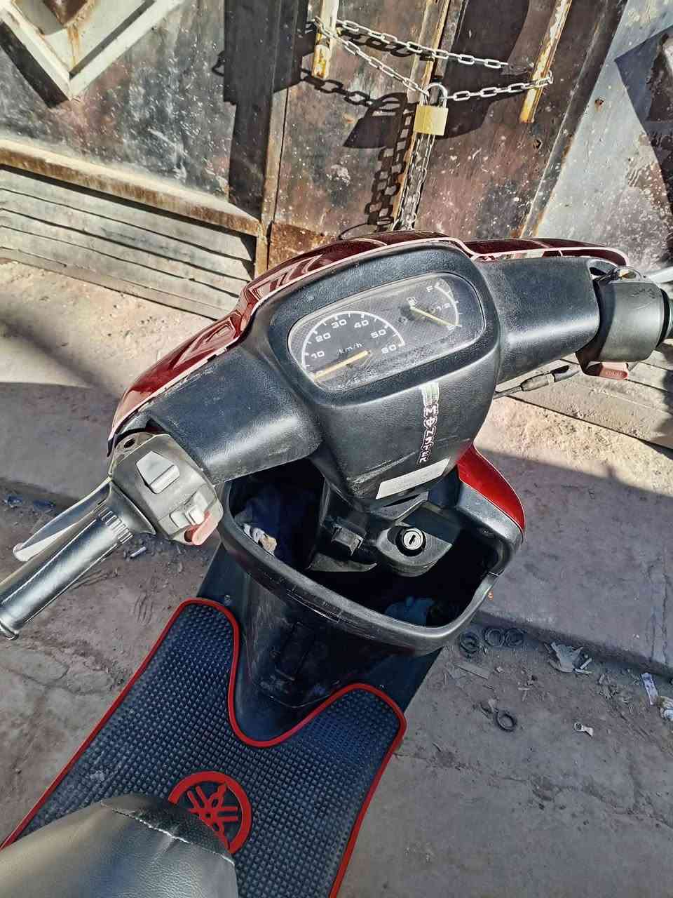 ماطور بوتين نضيف للبيع السعر ٢٠٠ وبينو مجال للشراي
*********** الرقم بينو واتساب
