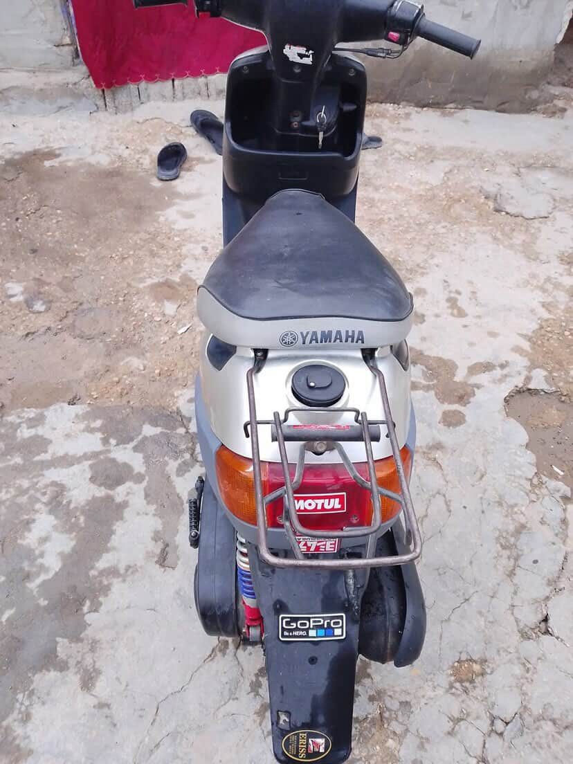 السلام عليكم
دراجه بطه. موديل ٢٠٠٣ كلشي شغال بيه السعر ٣٢٥ بيها مجال للشراي


**إذا كنت صاحب هذا الإعلان وتريد حذفه لأي سبب، رجاءا أرسل رسالة إلى الدعم الفني**