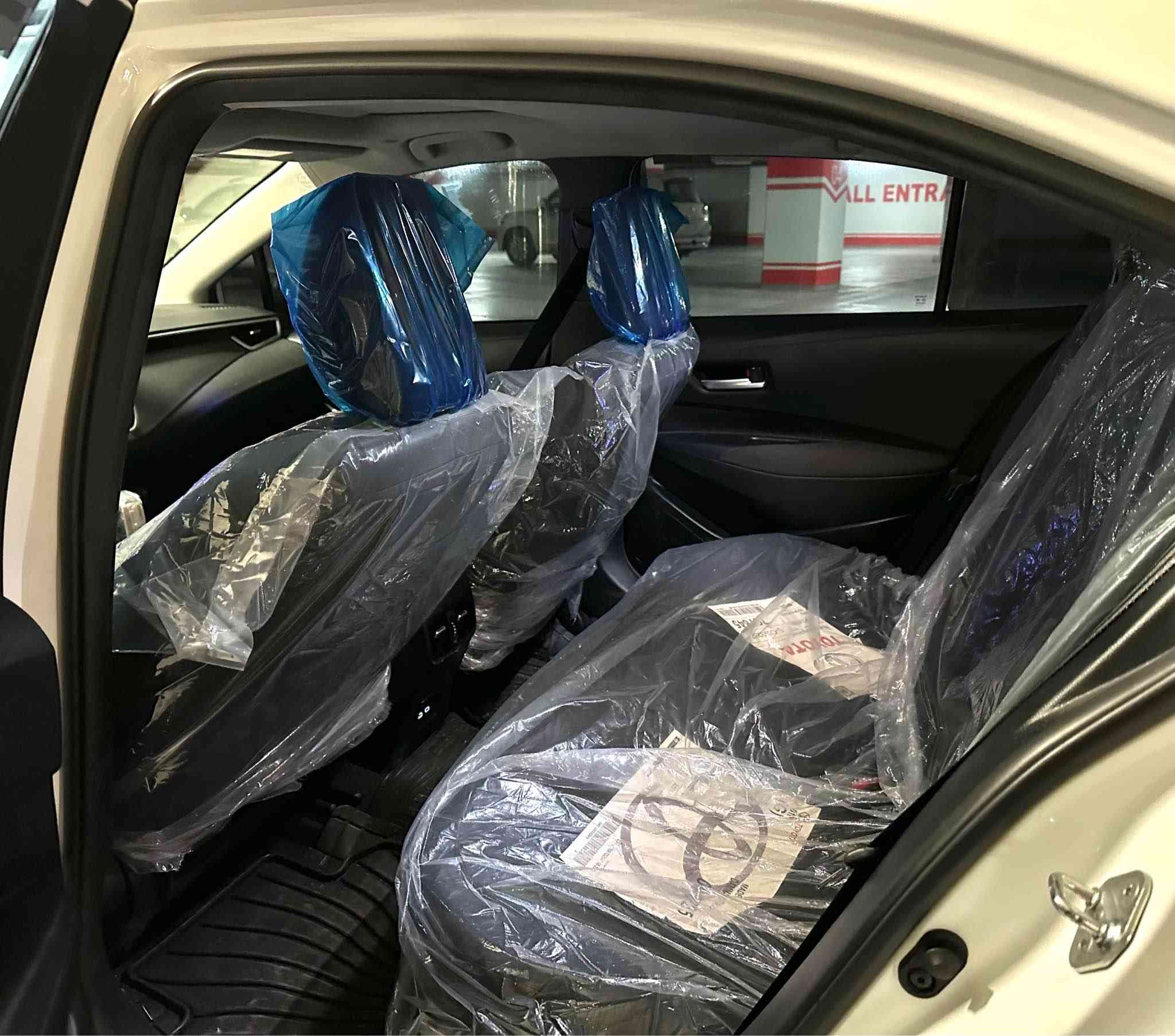 تۆیوتا بیکاشۆ 2024 haybred 
شکل خلیجی
بی سبوغ و بی تەعدیل و قەپ و قۆپ
یەک جیی جیقنەی لەسەقفی هەیە
2024 وەجبەی یەکەمە 
فوول مواسەفات
سەیارەکە کامل کەمالیاتە
29 هەزار ڕۆیشتیە.
 نرخی 155 وەرەقە و مەجال
*********** أربيل, العراق
