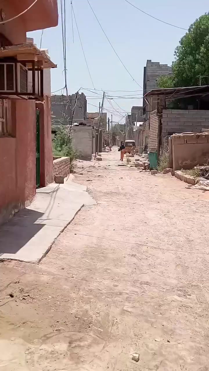 سلام عليكم كاع 50 متر سبع قصور بدايت شارع ابو احمد الفرع 6 متر سعر 6 قفل ***********
