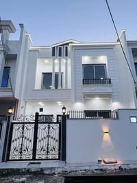 حي الملايين الاولى • ١٤٤م • واجهة ٨م