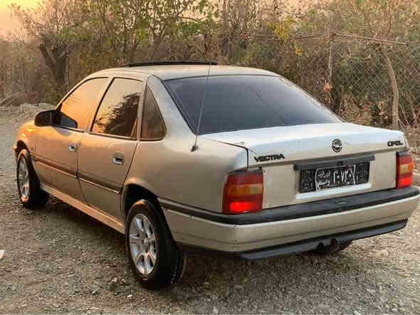 ئۆپڵ فیکترا مۆدێل ١٩٩٣  حلوجە سارەکە abs سڵاید چوار پالیف پێشووپشت دیسک مەکینە ٢٠ داشبوڵ ئێرباگ هەمووشتی بەشرت موسو بڕاوە وەرگەڕاو دەحموو لێدراوی هەمووشی بەشەرتە گێڕوومەکینە خایسی نیە سارەکە دەروی جوانتر لە ناوی ناوی جوانترە لەدەری بەمانای کەلیمە ماڵی فەقیرە سحری ١٩ وەرەقەو مەحامەلە  لەخزمە هەموو کەسێک دام. بەس جوابی کۆمێنتوو مەسج نادەمەوه:::شوێن قەڵادزێ::::***********. بشدار
