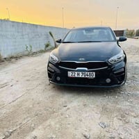 للبيع فورتي موديل 2021سيارة  ماشية 81 السيارة حلوة بيهة طخات ومصبوغات ...