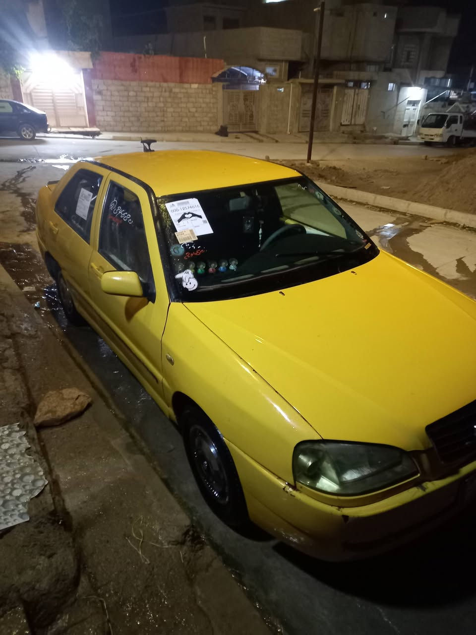السلام عليكم 
عندي سياره كوين سعره 30 وبيها مجال
كير ومحرك كورلا  راعيه الشرعي موجود بالموصل 
هئيه وغرامه مصفره شرط التحويل
هذا رقمي اليحب يتواصل معاي ***********
