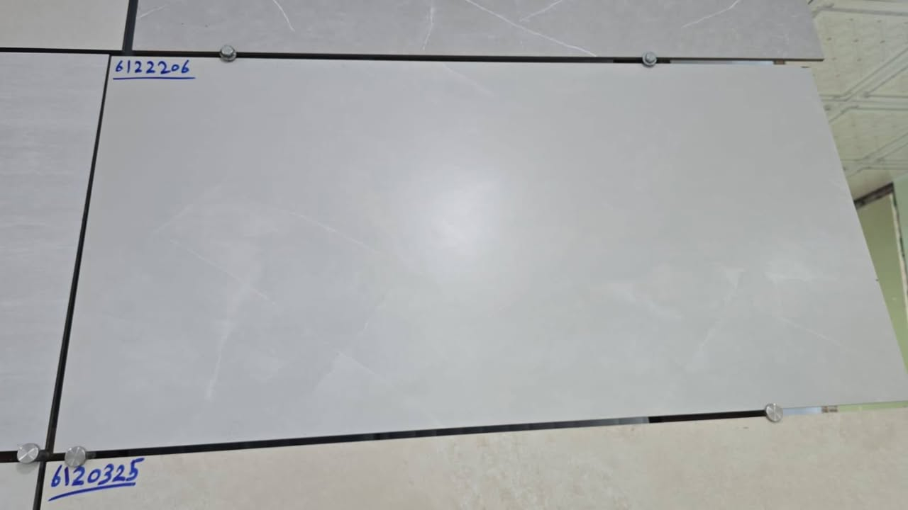 لوح بورسلين  60×120
المنشاء سعودي
 درجه اولى
متوفر لمعه
ومتوفر مات
العنوان طويريج شارع 40
دارك للسيراميك والبورسلين
واتساب
***********
***********
