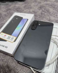 كلكسي A36  ذاكره256 معالج8+8 السعر 375وبي مجال  جهاز نضيف جداا مستخدم ...