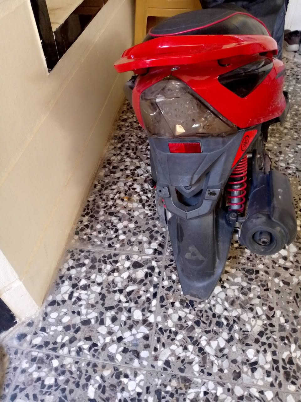 دراجه ثعلب بيه تحديثات جي تي ار دراجه برغي مامفتوح بيه محركه بلادي كلشي شغال بيه ومكفوله كفاله عامه جيب الف فيتر وفحص مكان بغداد الاسكان سعر 900 لاتصال ***********
