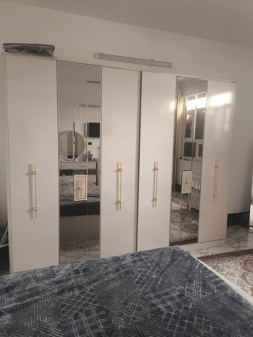 للبيع غرفة اخشاب نظيفه 👍
الغرفة نظيفة وما بيها أي عيب، استخدام قليل

💰 السعر: مليون ونص (1,500,000) بيها مجال بسيط

📍 المكان: (حسينيه الراشدية)

للاستفسار والمراسلة خاص أو اتصال ☎️
***********
