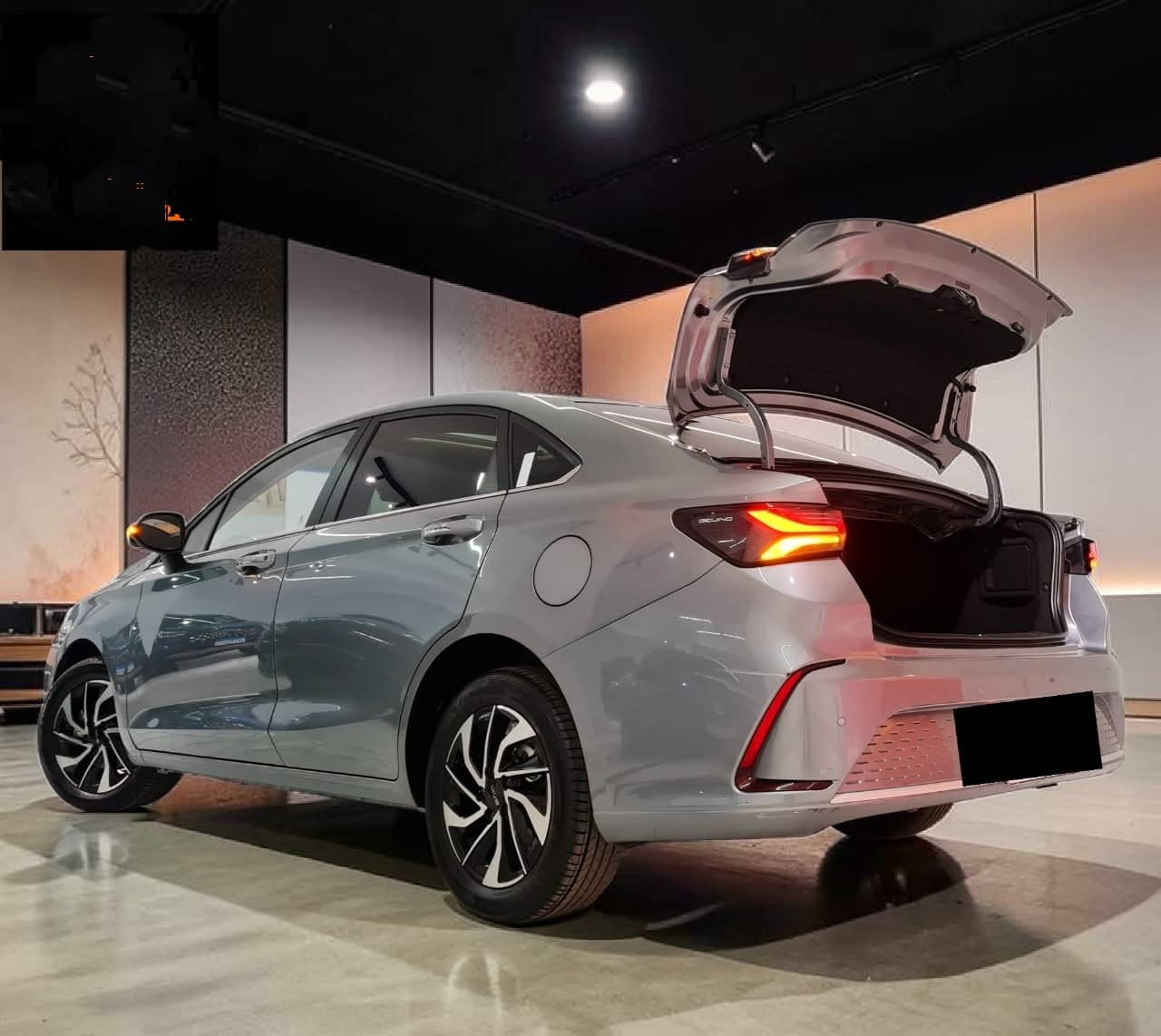 بايك BAIC U5 PLUS 
 موديل 2026 / 20 ألف KM          
أعلى فئة 
سيدان وكيل // ماتور 1,500 تنفس طبيعي //
 بفتيس اوتوماتيك Punsh Powertrain Xtronic CVT
صيانات توكيل بالكامل
بالفواتير بتوكيل ألكان اوتو 
( التوكيل الخاص بعلامات كيا ورينو وبايك بمصر )
زجاج جانبي وخلفي ملون
 رخصة سنة  مرور القاهرة الجديدة 
المعاينة // التجمع  القاهرة 

للتواصل م// احمد زكريا
01128246992 ☎️
01201699903
❇️ WhatsApp// 01128246992


**إذا كنت صاحب هذا الإعلان وتريد حذفه لأي سبب، رجاءا أرسل رسالة إلى الدعم الفني**
