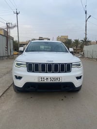 جيب لاريدو  2019 خليجية مكفولة  ماشية 67mi السعر 255  07745763284