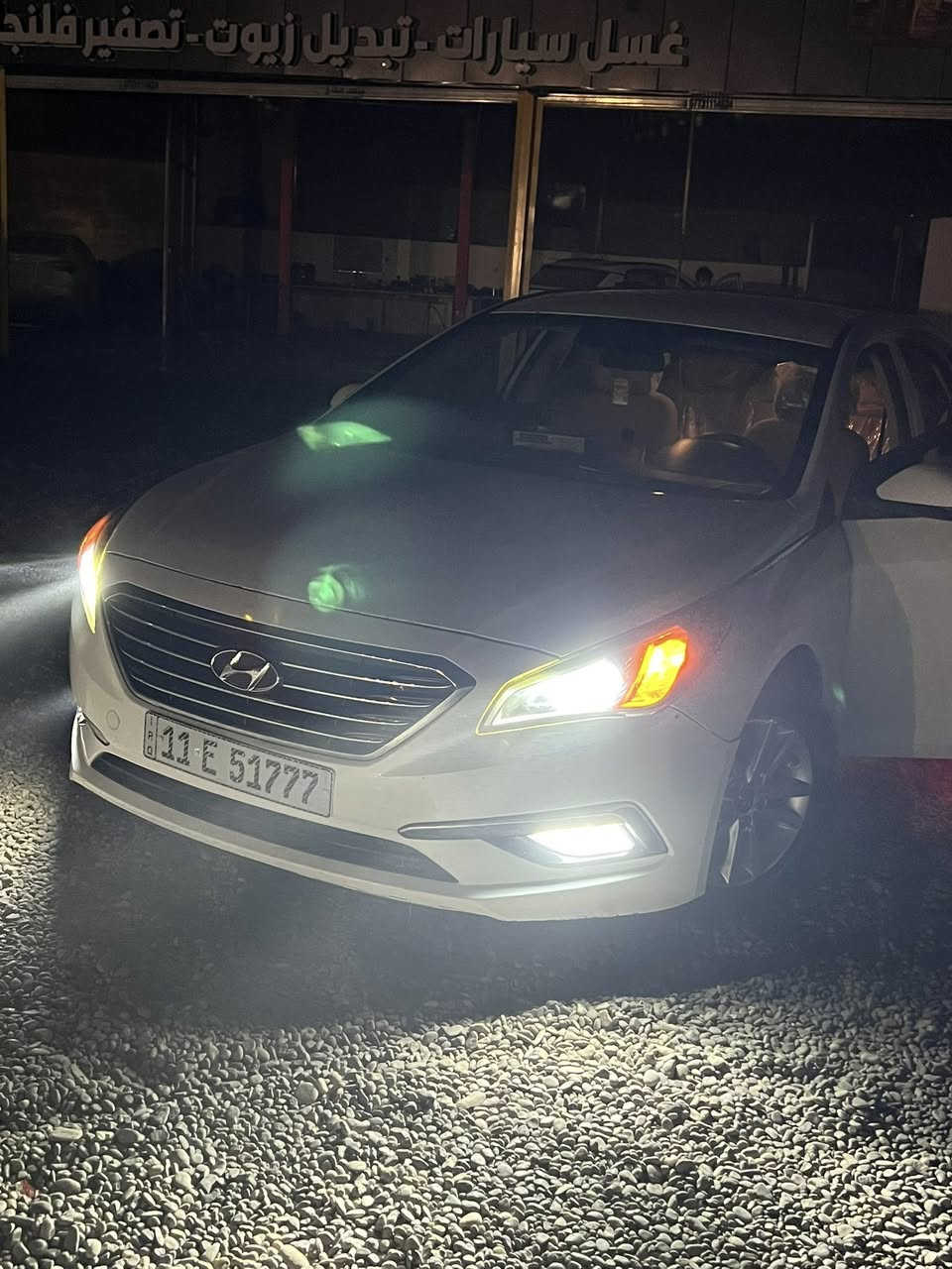 السلام عليكم
سوناتا 2017 وارد امريكي 
2400 GDi كير ومكينه مكفولات 
الحادث تبديل قطعتين بيها بنيد وجاملغ فقط اما الباقي مكفول من اي ضرر او تبديل
تخم تايرات جديد شادلها وشاشه كبيره بيها 
السعر 130 وبيها مجال للشراي 
*********** الاستفسار على هذا الرقم

مكان السياره بغداد التاجي
