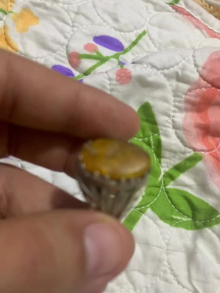 مجموعه محابس عددهن 7 كلهن للبيع سعرهن 200 قفل اغلبهن صياغه يدويه وحجار اصليه وقديمه جدا مكاني بصره


**إذا كنت صاحب هذا الإعلان وتريد حذفه لأي سبب، رجاءا أرسل رسالة إلى الدعم الفني**