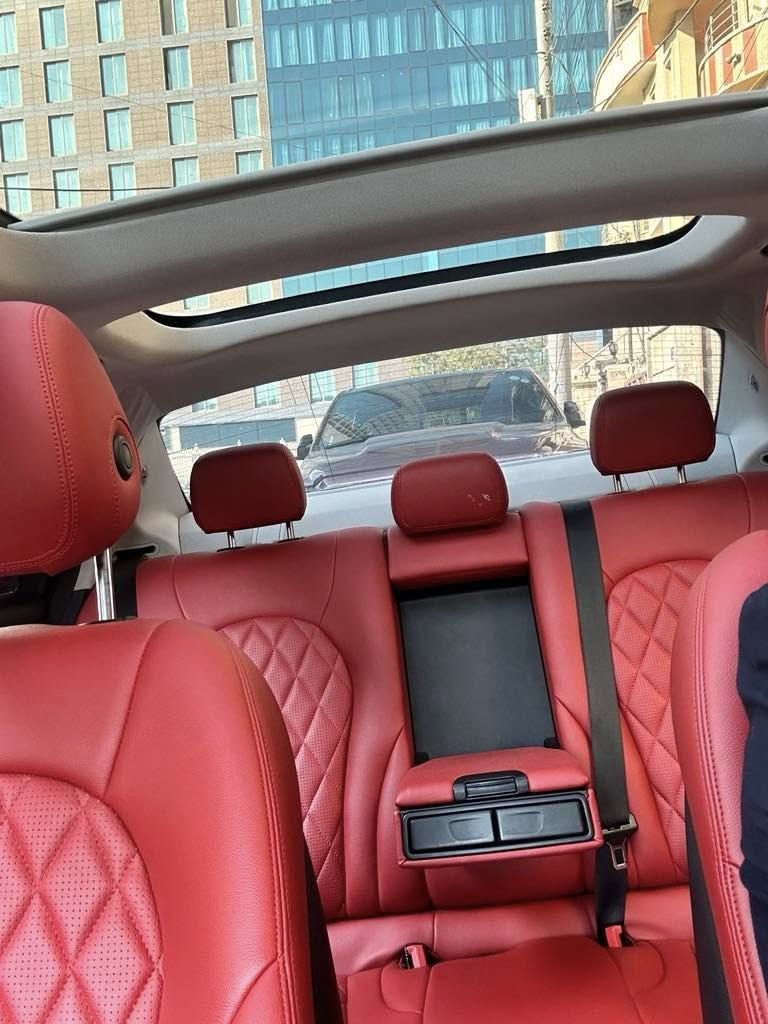 السلام عليكم مارسيدس C300 , 2017 للبيع او مراوس السعر 190  ) ***********
